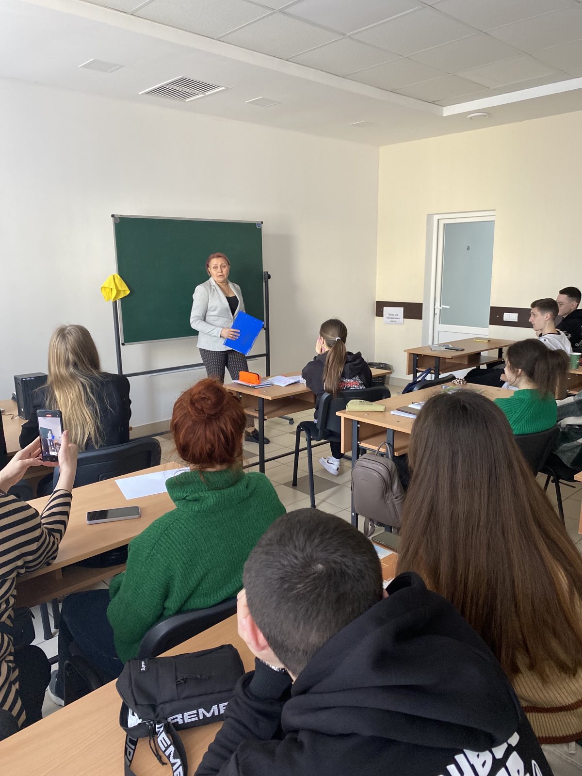 Лекція представників брокерської компанії «ЕУЛАЙФ ГРУП»